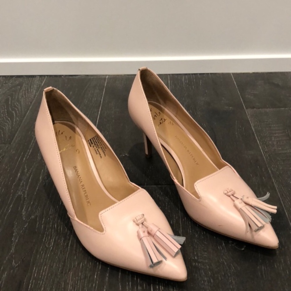 Banana Republic heels - Picture 4 of 6